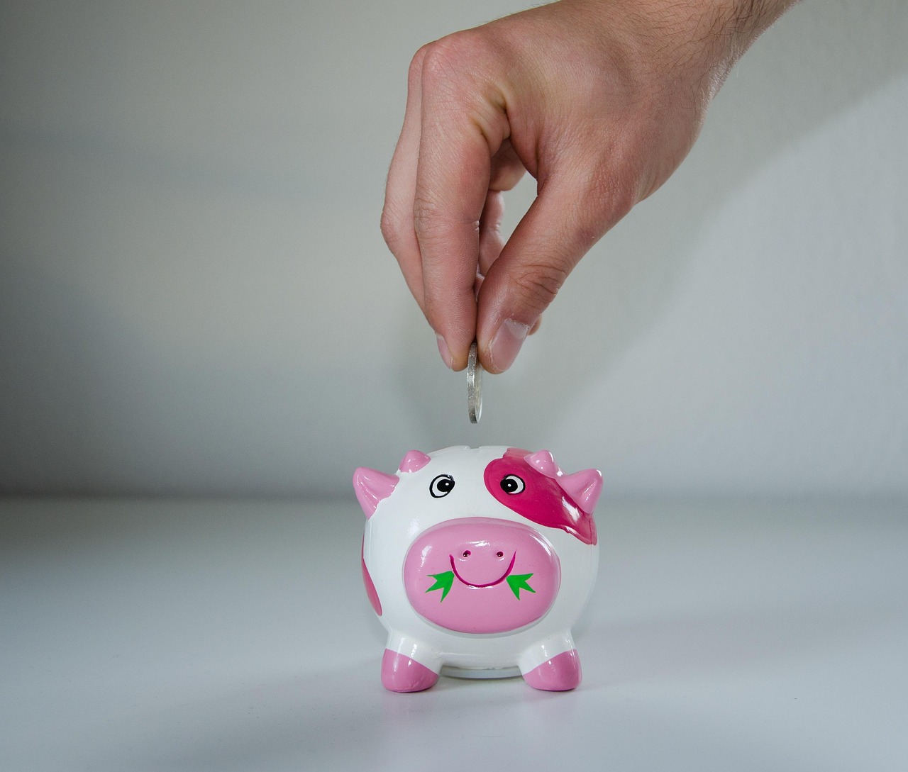 クレカを使ったサステナブルな貯金方法とその効果は？