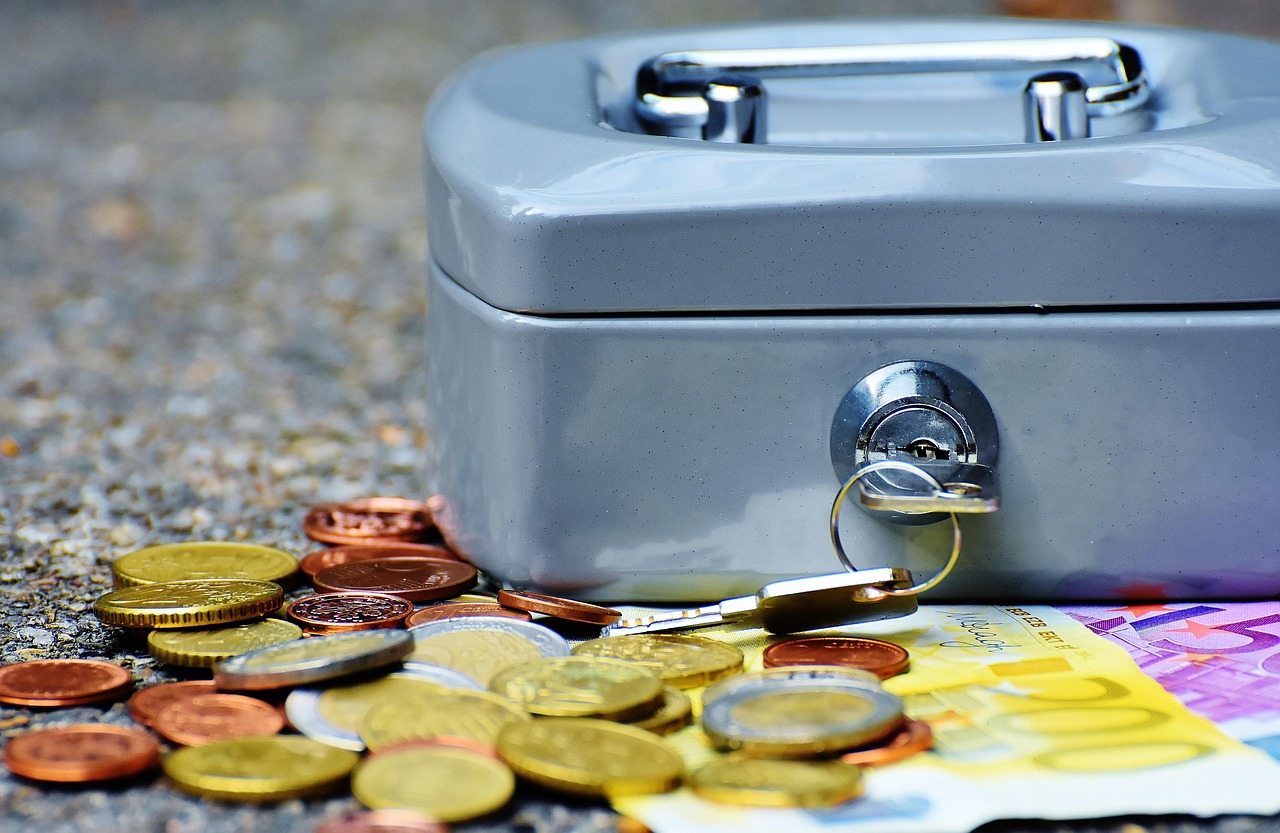 クレカを使った貯金やキャッシュレスでの予算管理はどうすればいい？